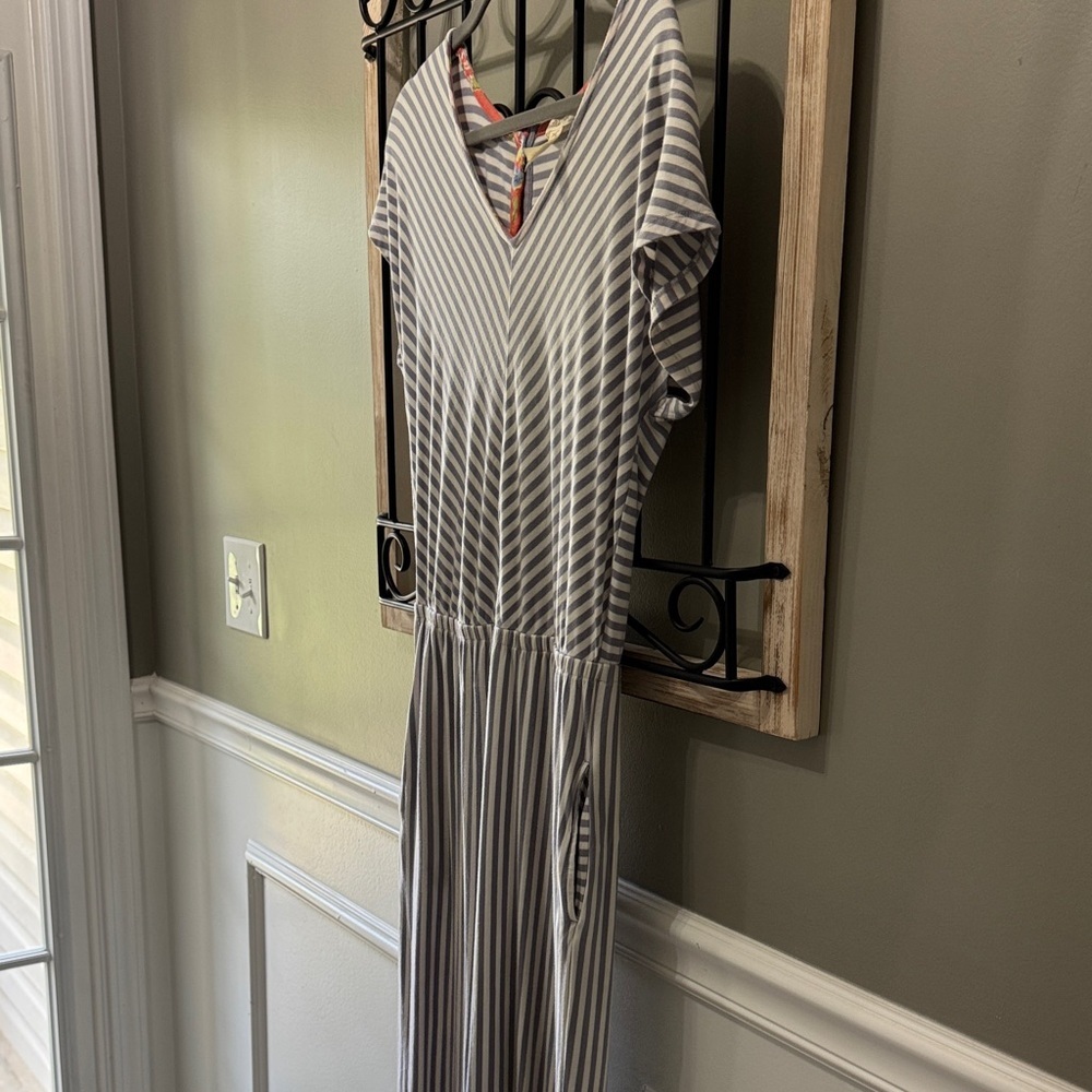 Matilda Jane Gray and White Striped V-Neck jumpsuit Small - Picture 11 of 13